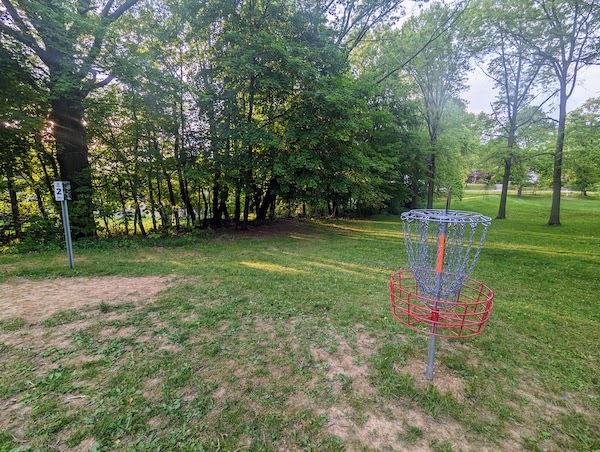 Disc golf at Centennial Park in Salem, Ohio