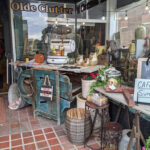 Olde Clutter'd Corner Antiques
